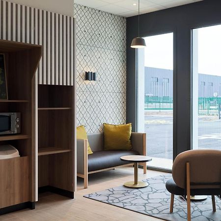 B&B Hotel Cergy Saint-Christophe Gare Екстер'єр фото