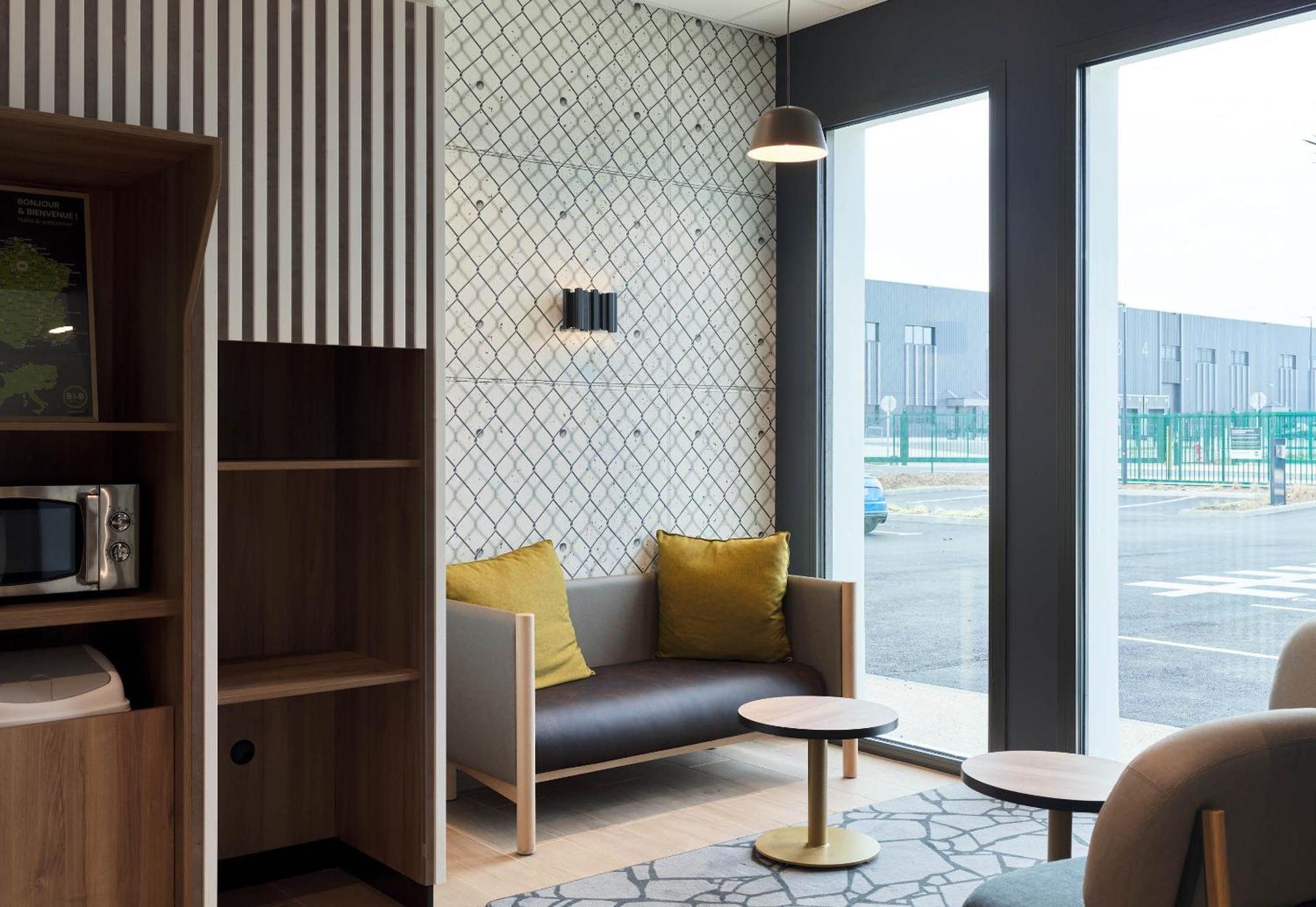 B&B Hotel Cergy Saint-Christophe Gare Екстер'єр фото